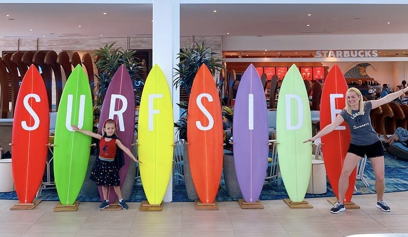 Universal Orlando Modern Boca Mom Featured 03