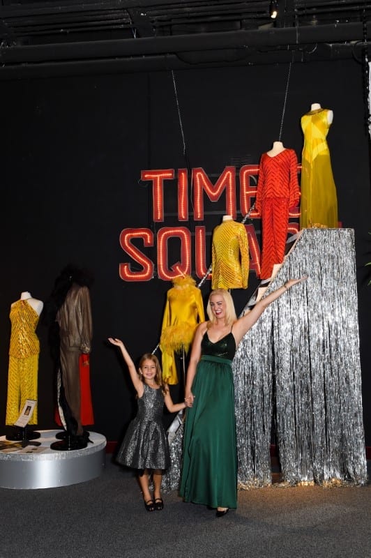 Holiday Photo Shoot at The Wick Theatre Boca Raton Holiday Photo Shoot at The Wick Theatre Boca Raton