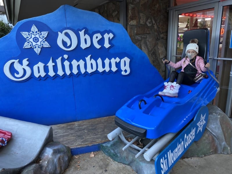 Safe Fall Family Road Trip to Gatlinburg & Pigeon Forge, Tennessee Safe Fall Family Road Trip to Gatlinburg & Pigeon Forge, Tennessee