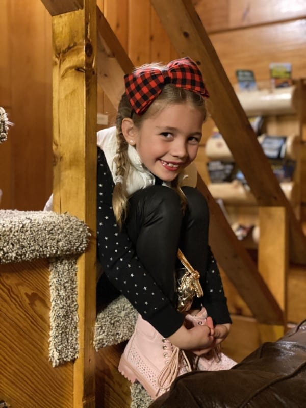 Safe Fall Family Road Trip to Gatlinburg & Pigeon Forge, Tennessee Safe Fall Family Road Trip to Gatlinburg & Pigeon Forge, Tennessee