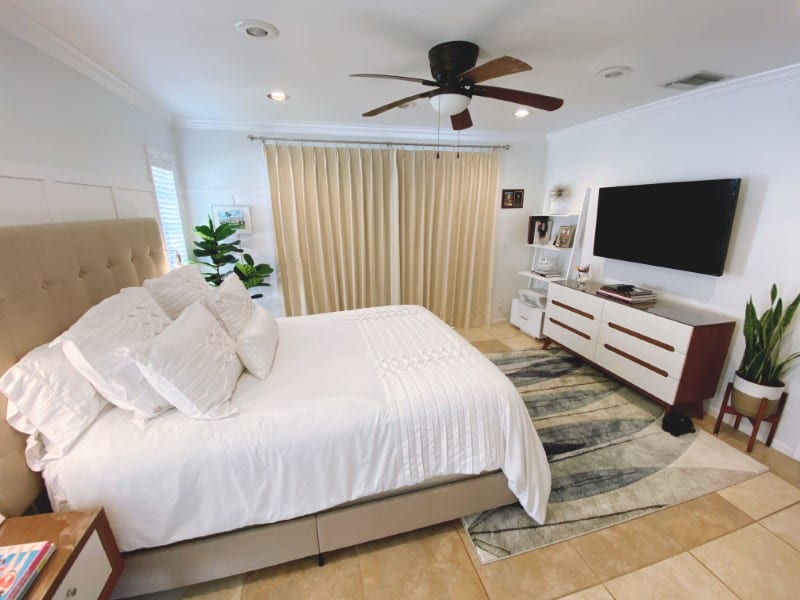 Guest room makeover with custom curtains in Boca 24