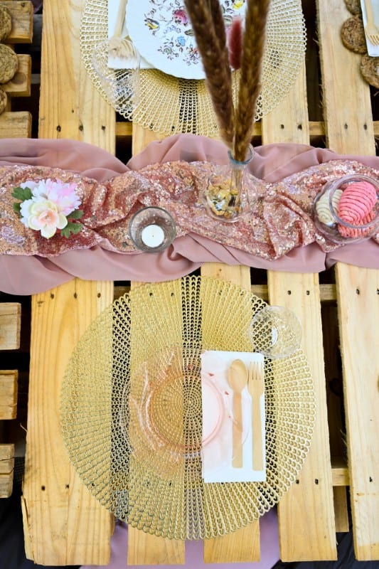 DIY boho pallet picnic DIY boho pallet picnic