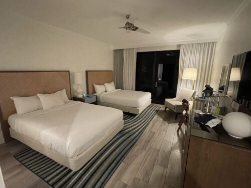 Hawks Cay Family Visit from South Florida scaled